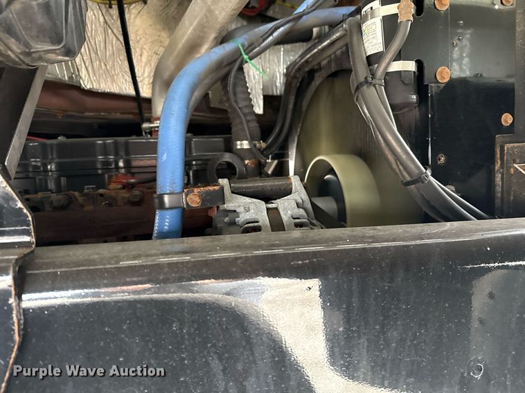 image for item EG5916 2011 Cargotec Solutions LLC yard truck