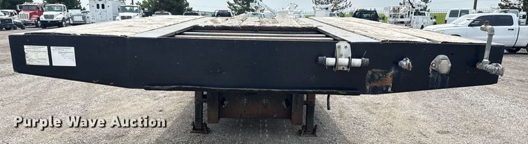 image for item EG6026 2000 Diamond Trailers drop deck trailer
