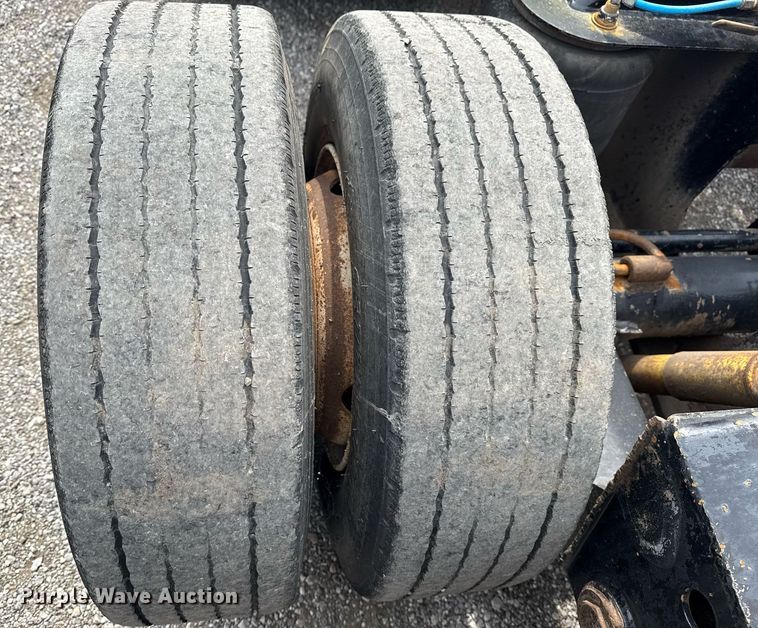 image for item EG6026 2000 Diamond Trailers drop deck trailer