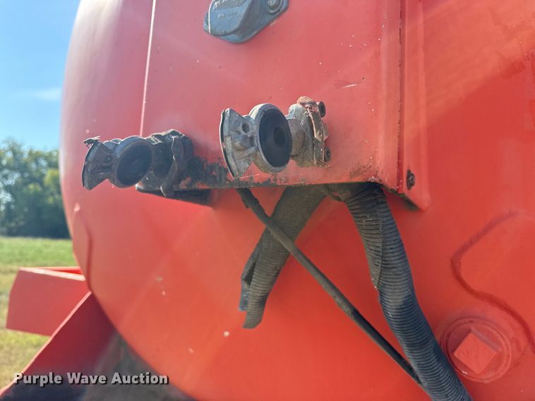 image for item EG6130 2007 Dragon Products vacuum trailer