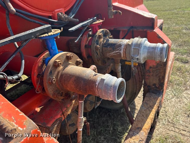 image for item EG6130 2007 Dragon Products vacuum trailer