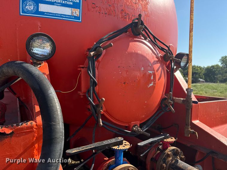 image for item EG6130 2007 Dragon Products vacuum trailer