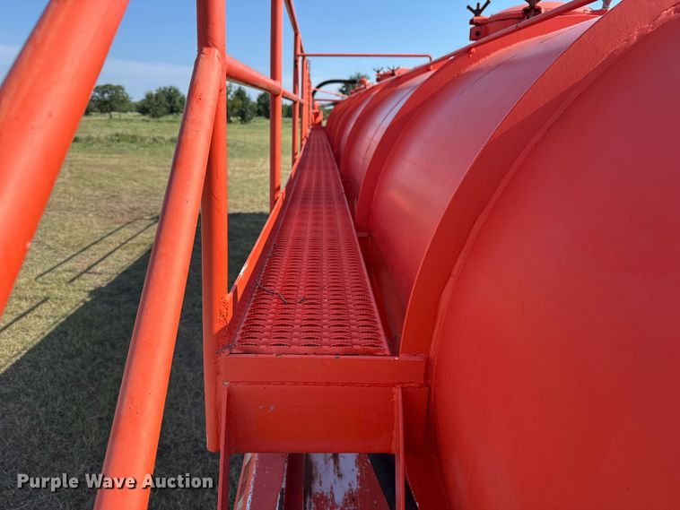 image for item EG6130 2007 Dragon Products vacuum trailer