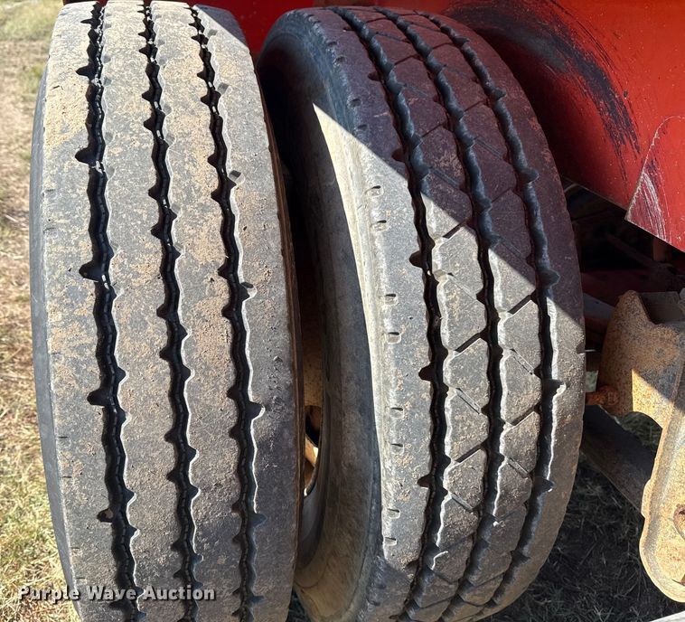 image for item EG6130 2007 Dragon Products vacuum trailer