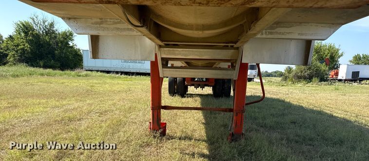 image for item EG6132 2012 Dragon Products vacuum trailer
