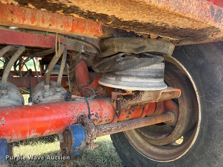 image for item EG6132 2012 Dragon Products vacuum trailer