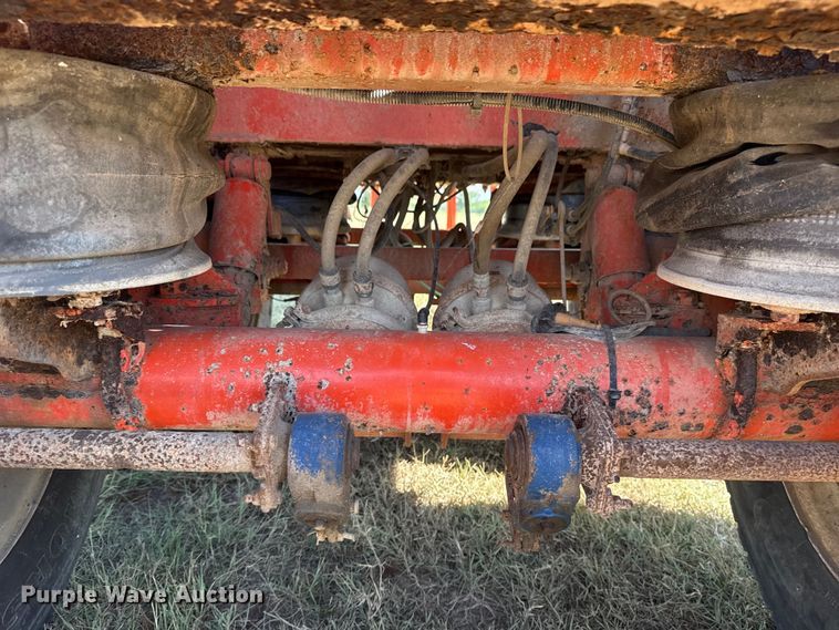 image for item EG6132 2012 Dragon Products vacuum trailer