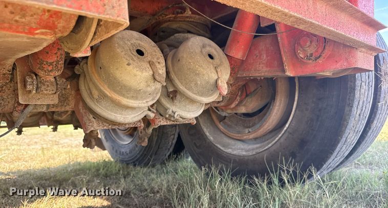 image for item EG6132 2012 Dragon Products vacuum trailer