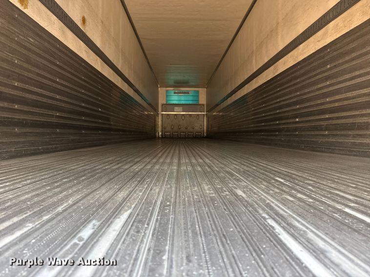 image for item EG6133 2004 Utility Trailer  VS2RA refrigerated van trailer