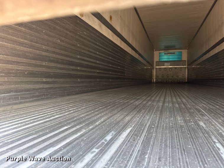 image for item EG6133 2004 Utility Trailer  VS2RA refrigerated van trailer