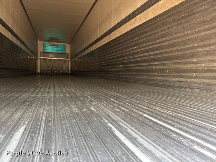 image for item EG6133 2004 Utility Trailer  VS2RA refrigerated van trailer