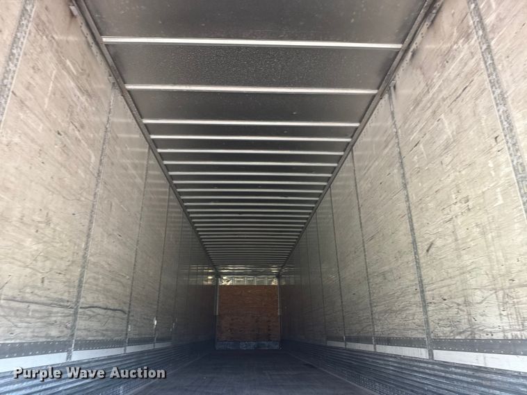 image for item EG6134 2000 Wabash National dry van trailer