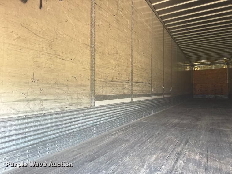 image for item EG6134 2000 Wabash National dry van trailer