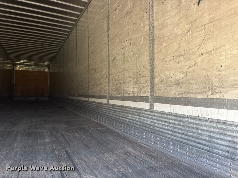 image for item EG6134 2000 Wabash National dry van trailer