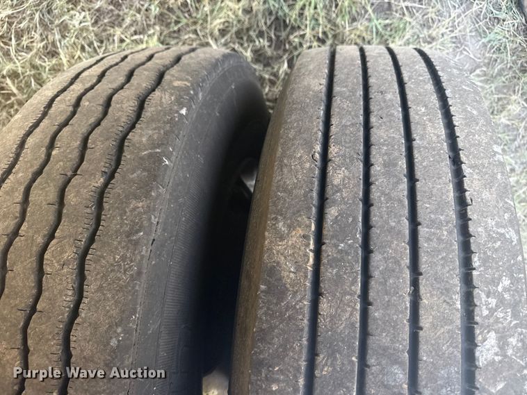 image for item EG6134 2000 Wabash National dry van trailer