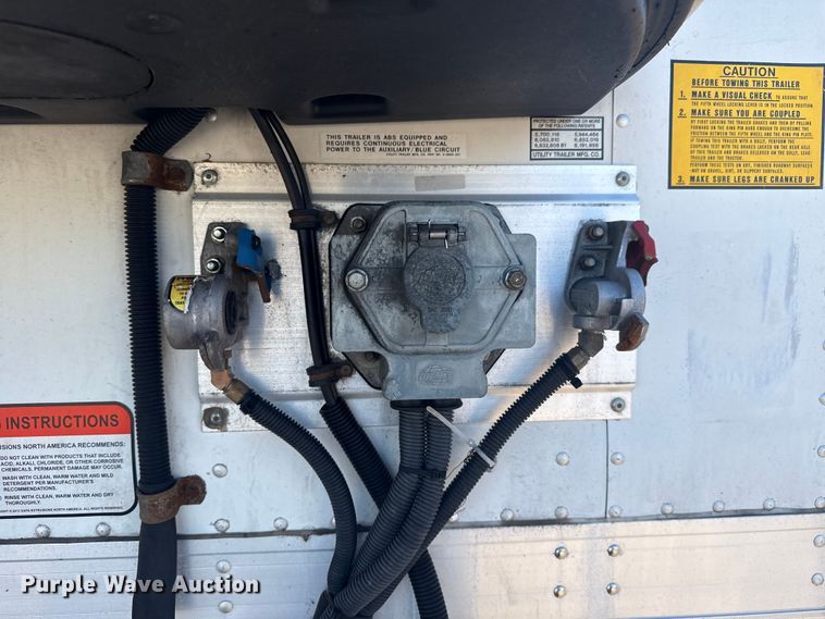 image for item EG6158 2015 Utility Trailer VS2RA refrigerated van trailer