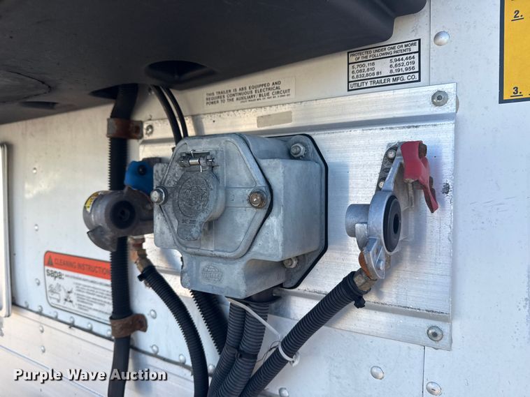 image for item EG6158 2015 Utility Trailer VS2RA refrigerated van trailer