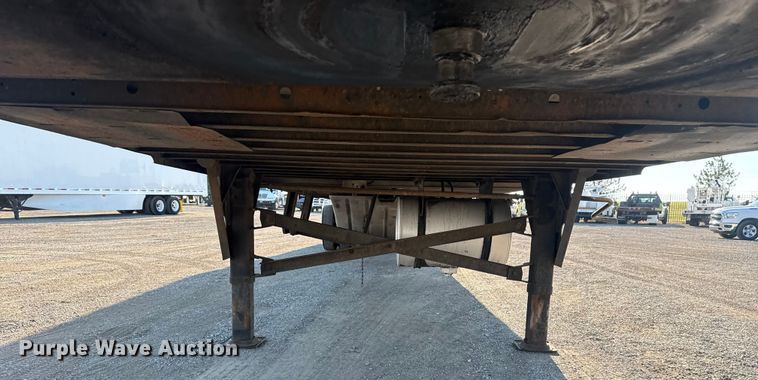 image for item EG6158 2015 Utility Trailer VS2RA refrigerated van trailer