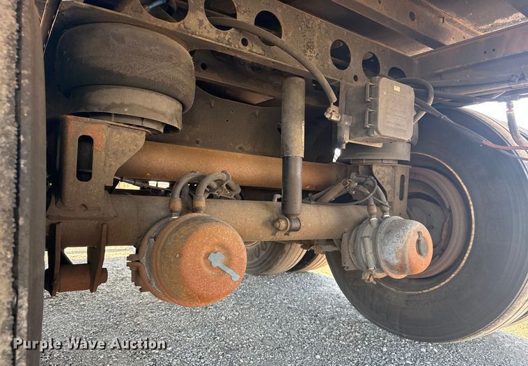 image for item EG6158 2015 Utility Trailer VS2RA refrigerated van trailer