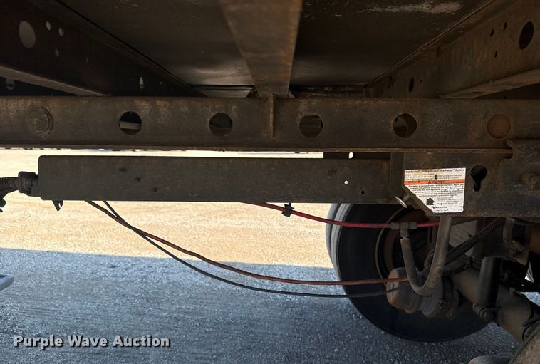 image for item EG6158 2015 Utility Trailer VS2RA refrigerated van trailer