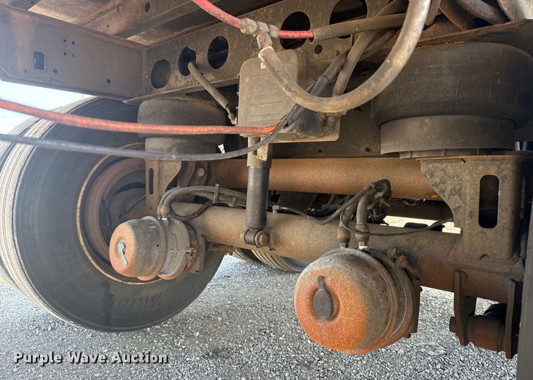 image for item EG6158 2015 Utility Trailer VS2RA refrigerated van trailer