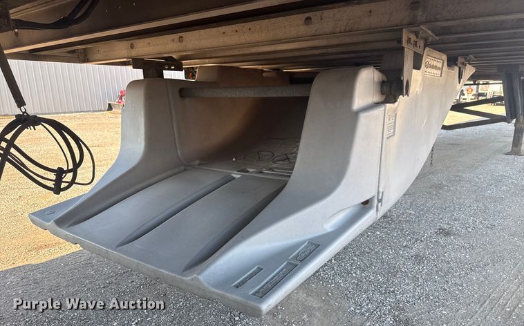 image for item EG6158 2015 Utility Trailer VS2RA refrigerated van trailer