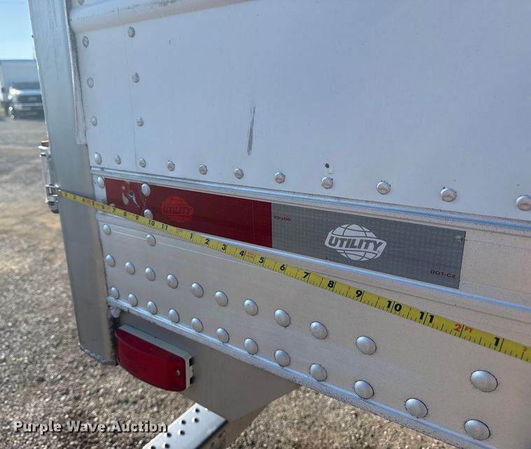 image for item EG6158 2015 Utility Trailer VS2RA refrigerated van trailer