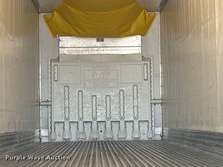 image for item EG6158 2015 Utility Trailer VS2RA refrigerated van trailer