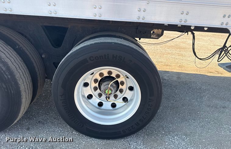 image for item EG6158 2015 Utility Trailer VS2RA refrigerated van trailer