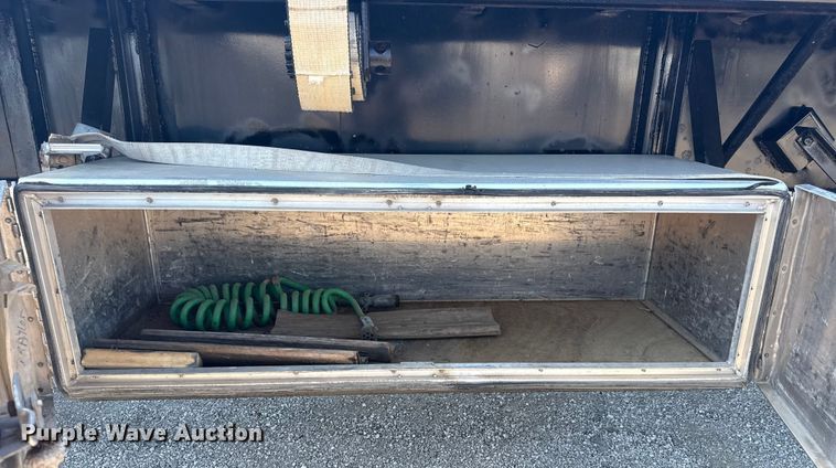 image for item EG6161 2016 Clark Trailers CFBT-2016 flatbed trailer