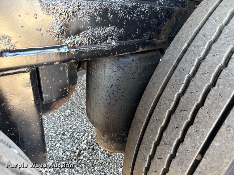 image for item EG6161 2016 Clark Trailers CFBT-2016 flatbed trailer