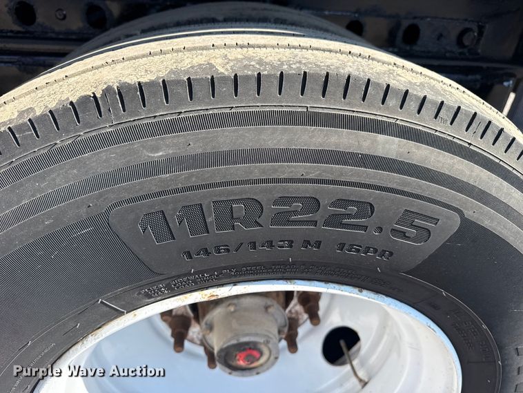 image for item EG6161 2016 Clark Trailers CFBT-2016 flatbed trailer