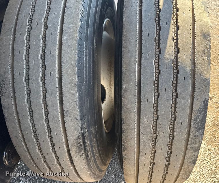 image for item EG6161 2016 Clark Trailers CFBT-2016 flatbed trailer