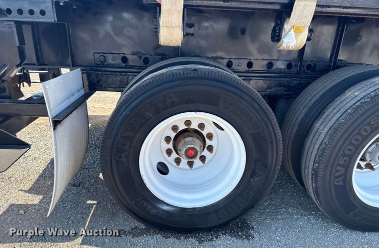 image for item EG6161 2016 Clark Trailers CFBT-2016 flatbed trailer