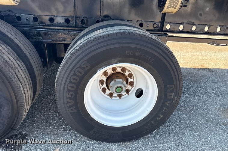 image for item EG6161 2016 Clark Trailers CFBT-2016 flatbed trailer