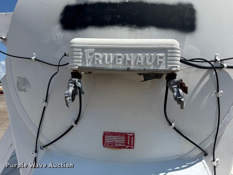 image for item EG6166 1965 Fruehauf  pneumatic dry bulk trailer