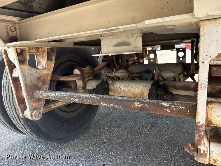 image for item EG6166 1965 Fruehauf  pneumatic dry bulk trailer