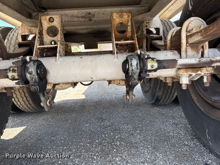 image for item EG6166 1965 Fruehauf  pneumatic dry bulk trailer