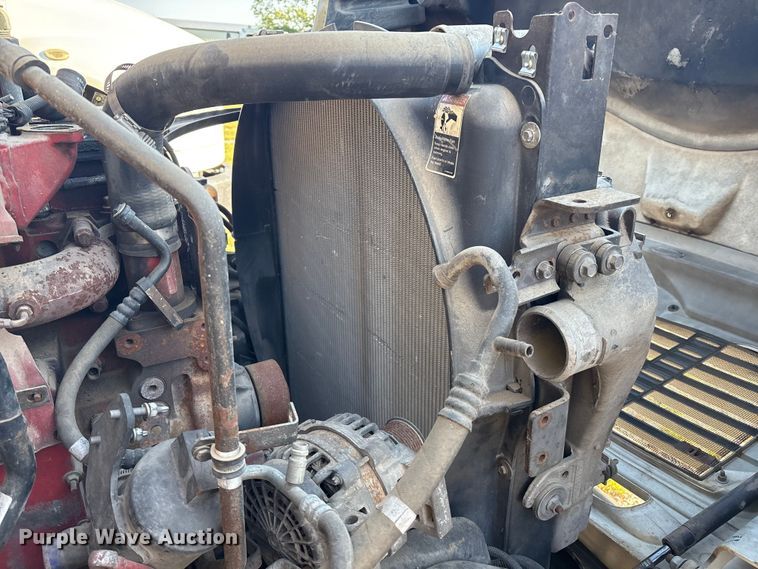 image for item EM0599 2013 Freightliner Business Class M2 semi truck