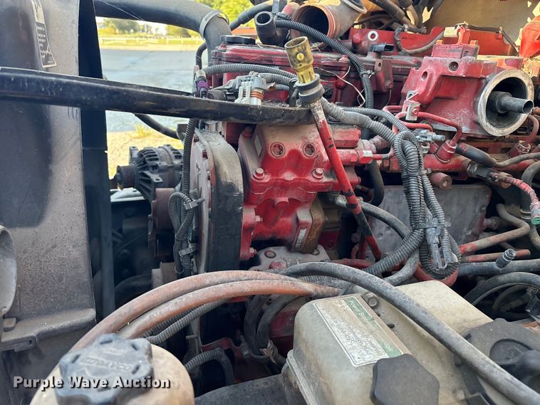 image for item EM0599 2013 Freightliner Business Class M2 semi truck