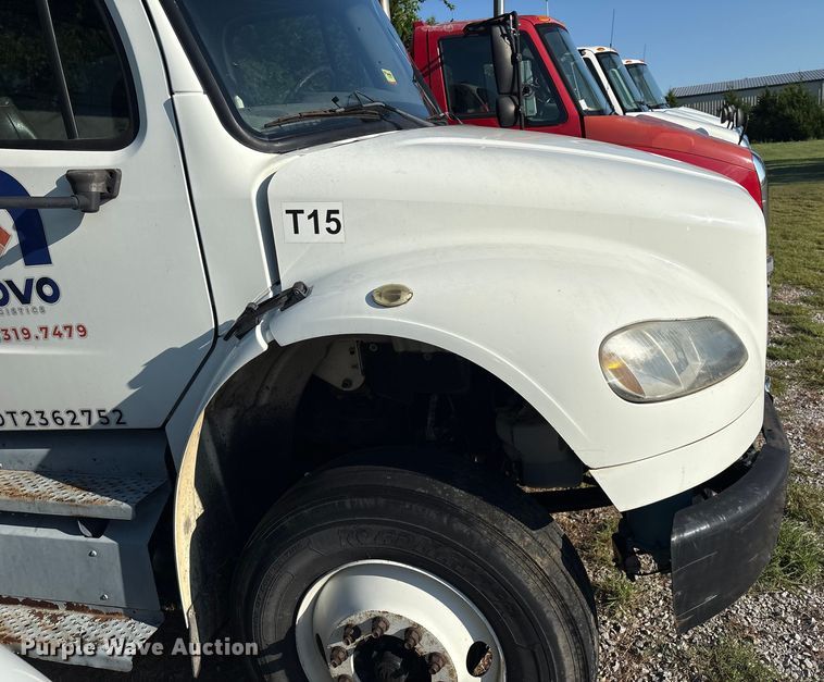 image for item EM0600 2013 Freightliner Business Class M2 106 semi truck