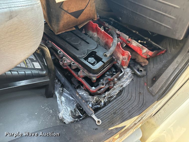 image for item EM0600 2013 Freightliner Business Class M2 106 semi truck