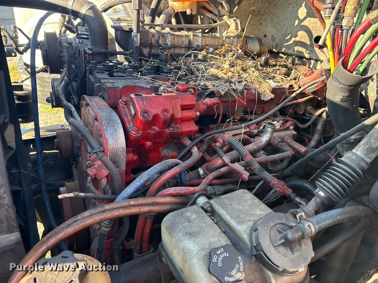 image for item EM0600 2013 Freightliner Business Class M2 106 semi truck