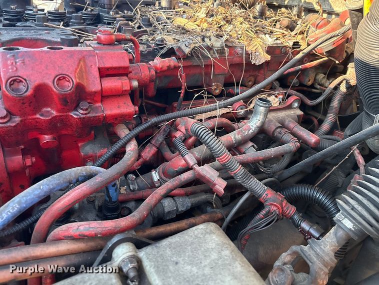 image for item EM0600 2013 Freightliner Business Class M2 106 semi truck