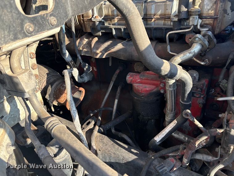 image for item EM0600 2013 Freightliner Business Class M2 106 semi truck