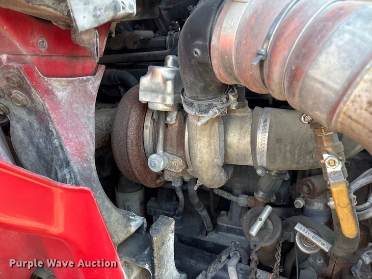 image for item EM0601 2006 International 8600 truck cab and chassis