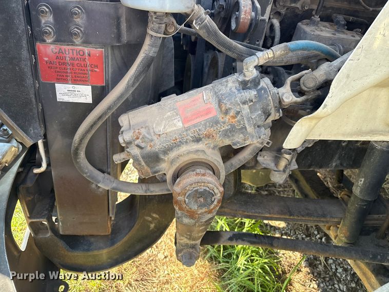 image for item EM0602 2007 International 8600 semi truck