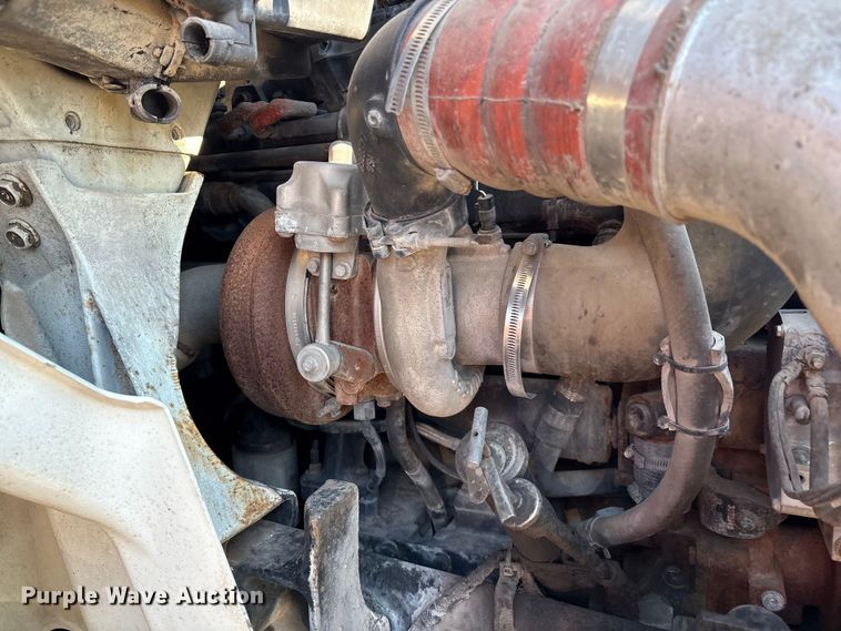 image for item EM0602 2007 International 8600 semi truck