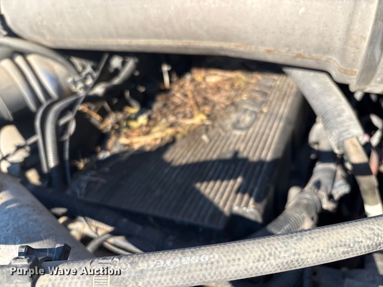 image for item EM0603 2007 International 8600 semi truck