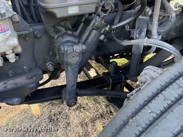 image for item EM0604 2013 Freightliner Business Class M2 truck cab and chassis